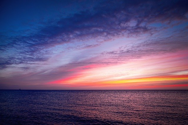 sea-g1175e9093_640.jpg